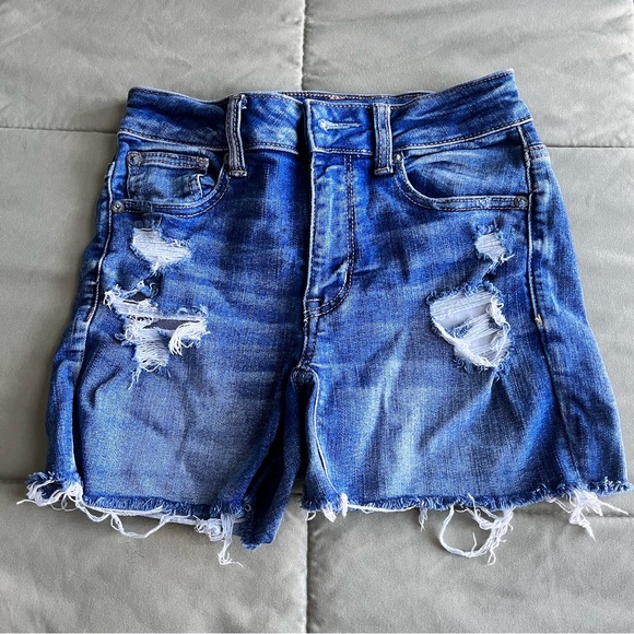 American Eagle Outfitters Pants - american eagle • ripped shorts